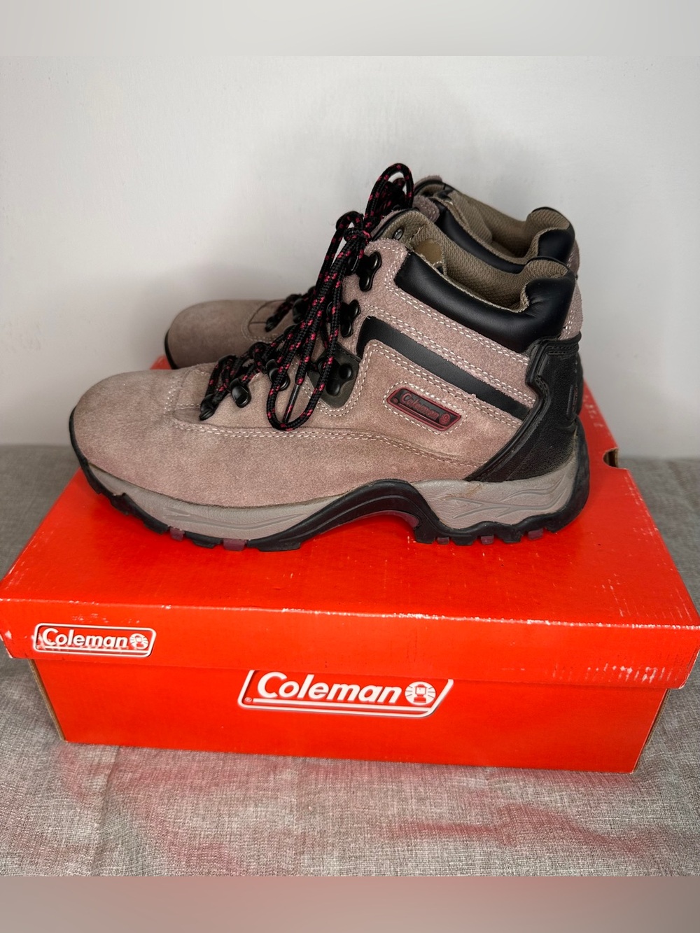 Coleman Sequoia Hiking Boots Women’s 8.5 Leather Genuine Suede Brown
